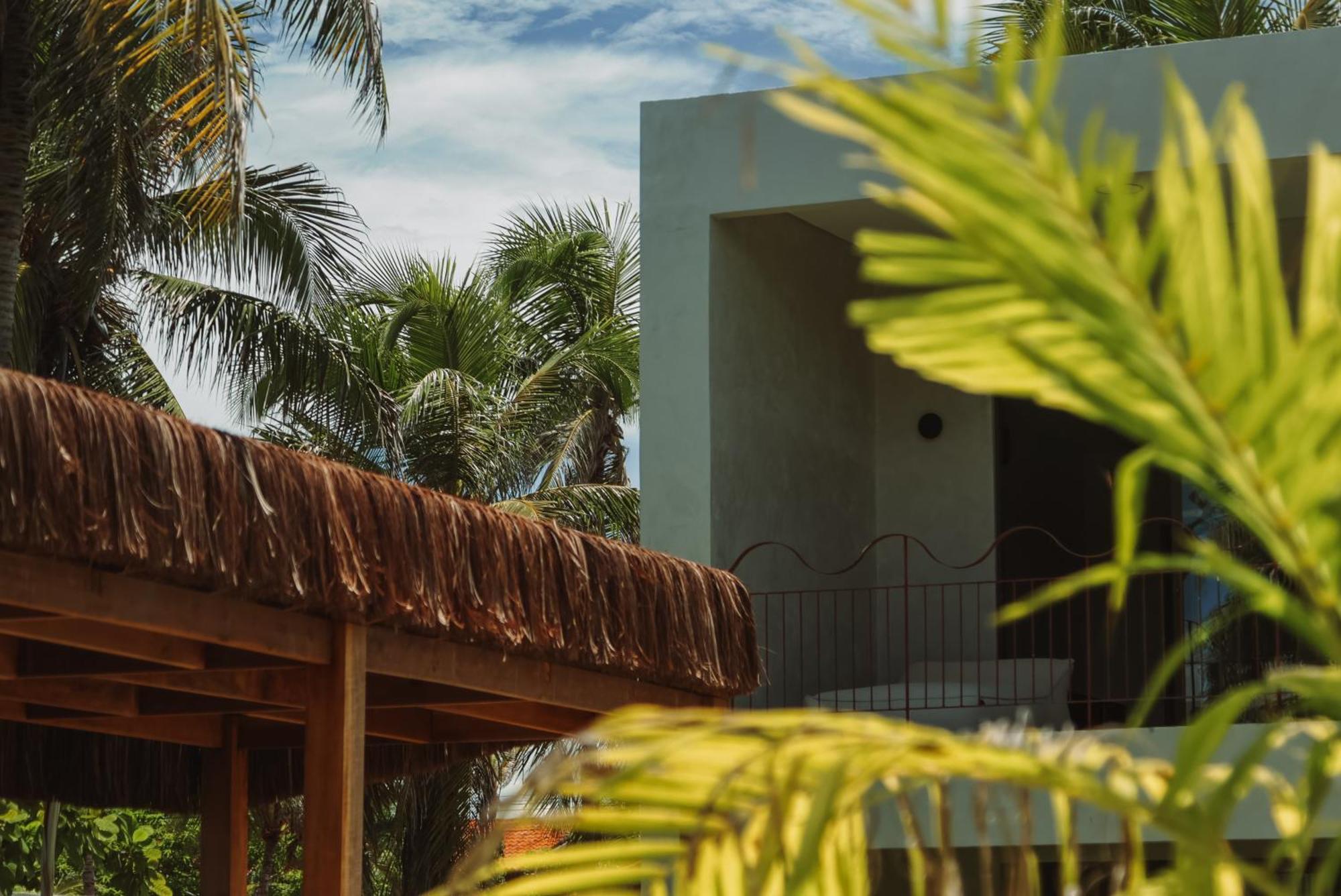 Luau Hotel Guajiru  Exterior photo